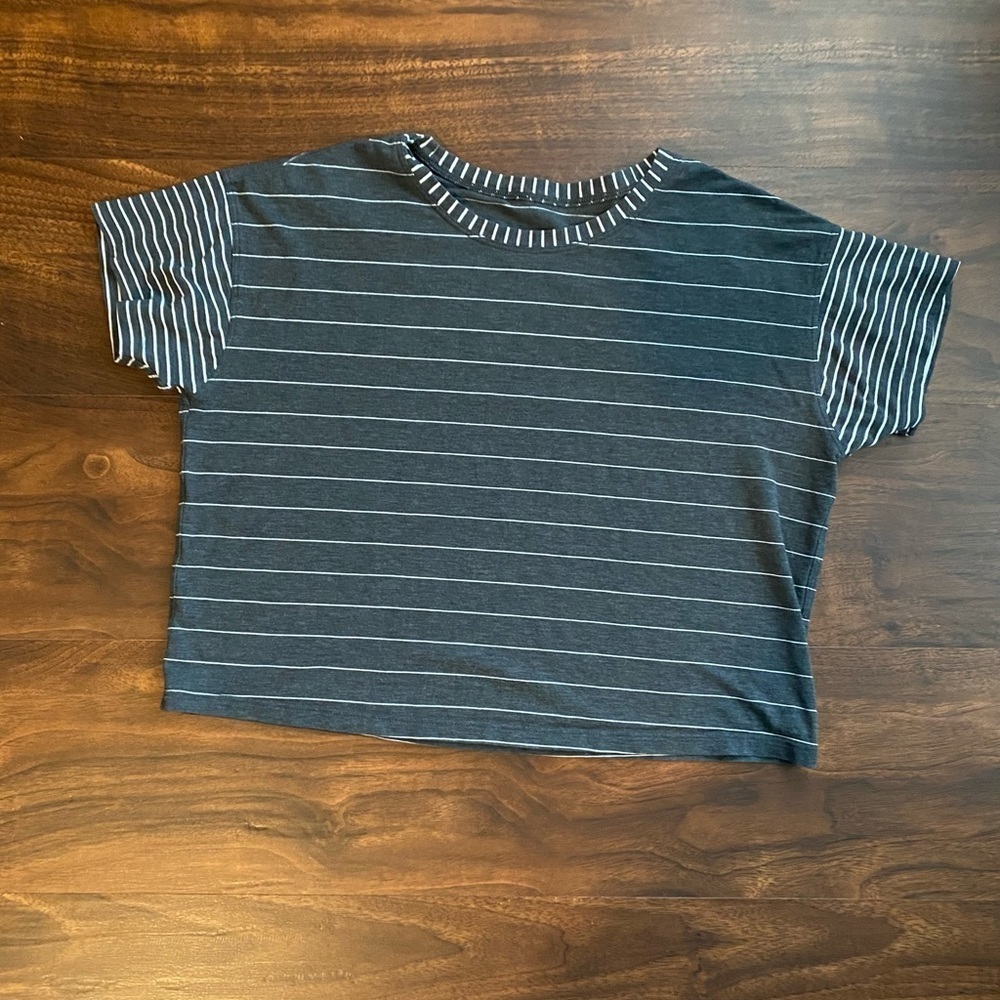Lululemon Cates Tee Short Serve Stripe Heathered Black White Modern Stripe 4 - Picture 1 of 5